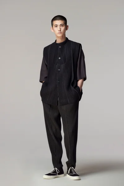 Look 30